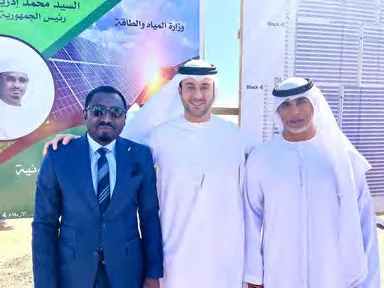 Chadian and Emirati delegation at the presentation of the solar project
